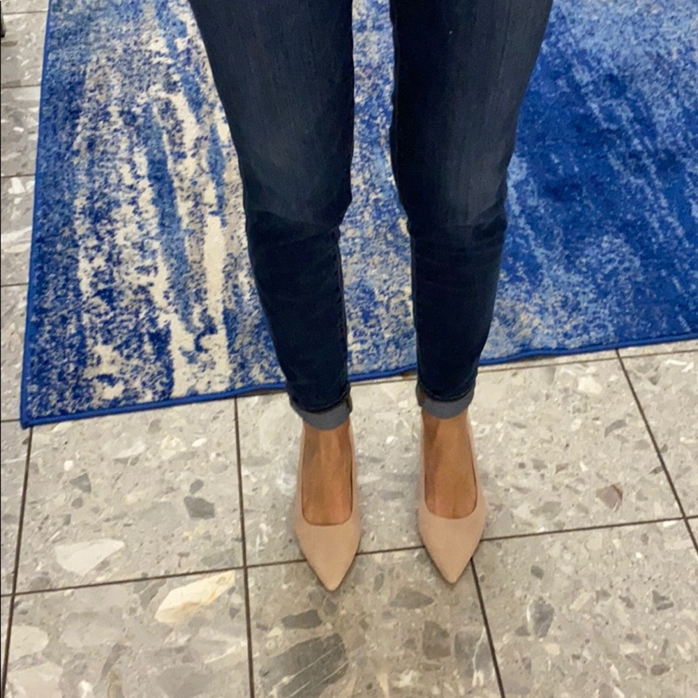 Light pink suede pumps